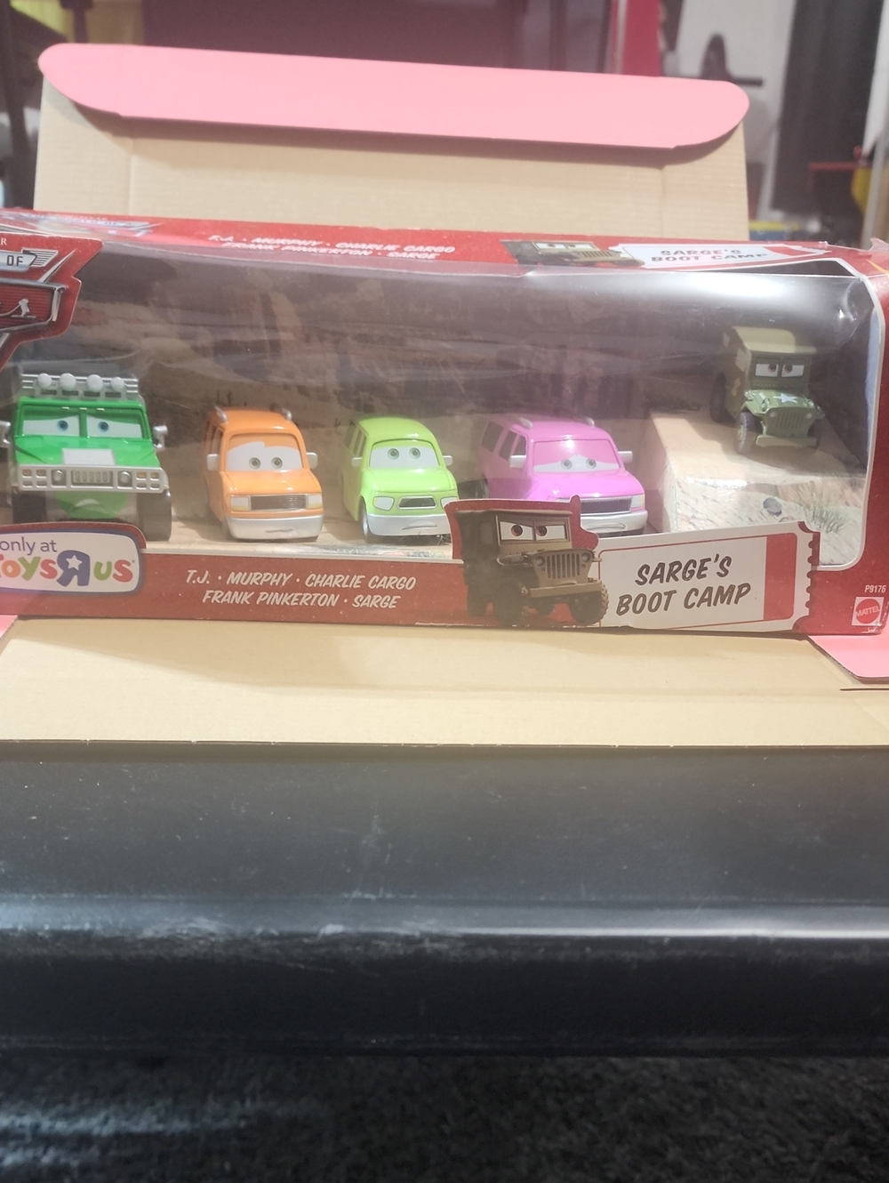 NIB Disney Pixar Cars 'Sarge's Boot Camp' Vehicle Set - Pink & Green & Orange